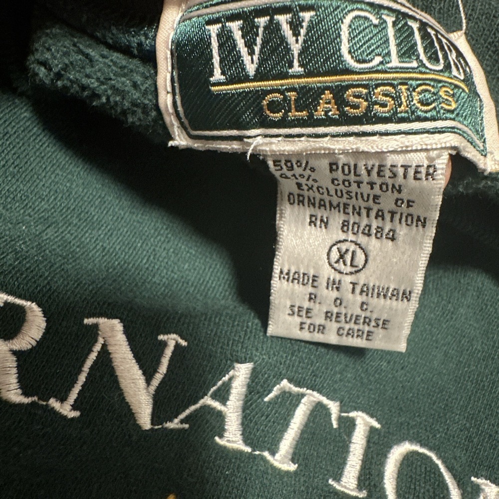 Vintage International Golf Sweater Ivy Club Classics Size XL Green Embroidered - Picture 5 of 9